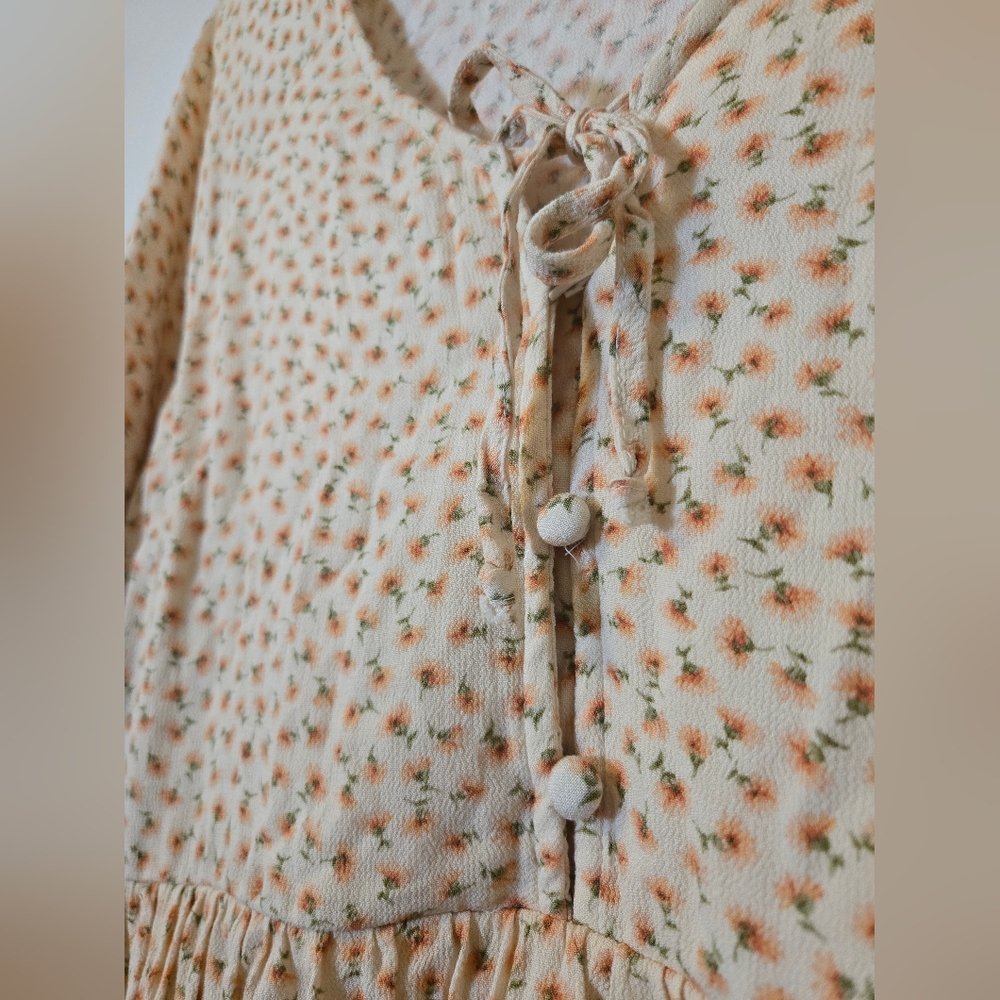American Eagle Floral Cream Dress - Picture 6 of 8